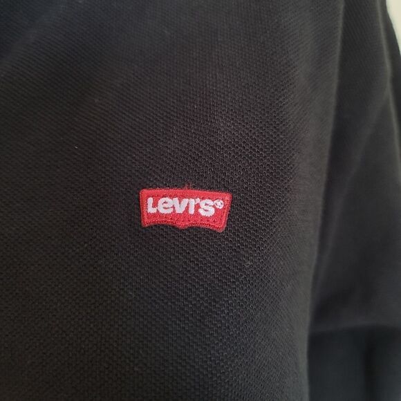 Levis top  - Picture 9 of 10